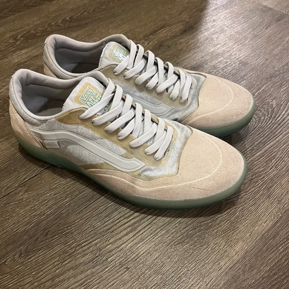 Vans Ave Pro Beatrice Domond Bone/Jade Casual Sneakers Shoes Men’s size 7.5